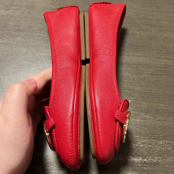 Michael Kors Lillie Moccasin Flats - Picture 4 of 7